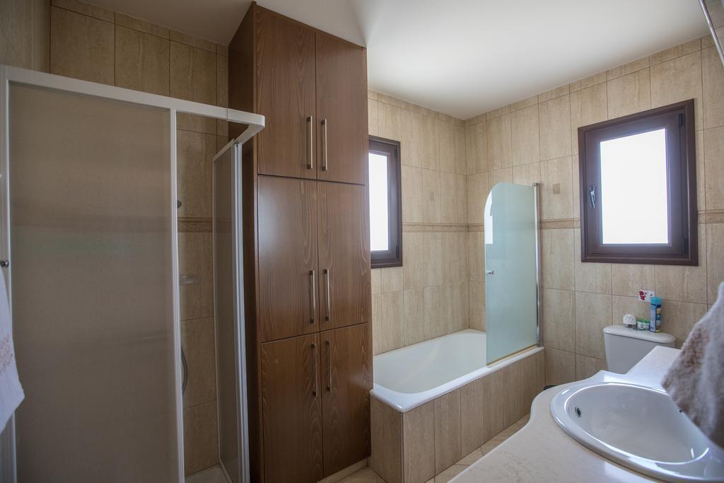Artemisia Villa โปรทาราส ภายนอก รูปภาพ