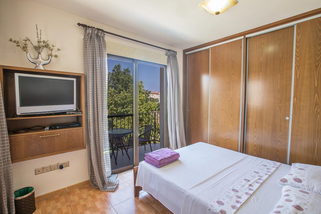 Artemisia Villa โปรทาราส ภายนอก รูปภาพ